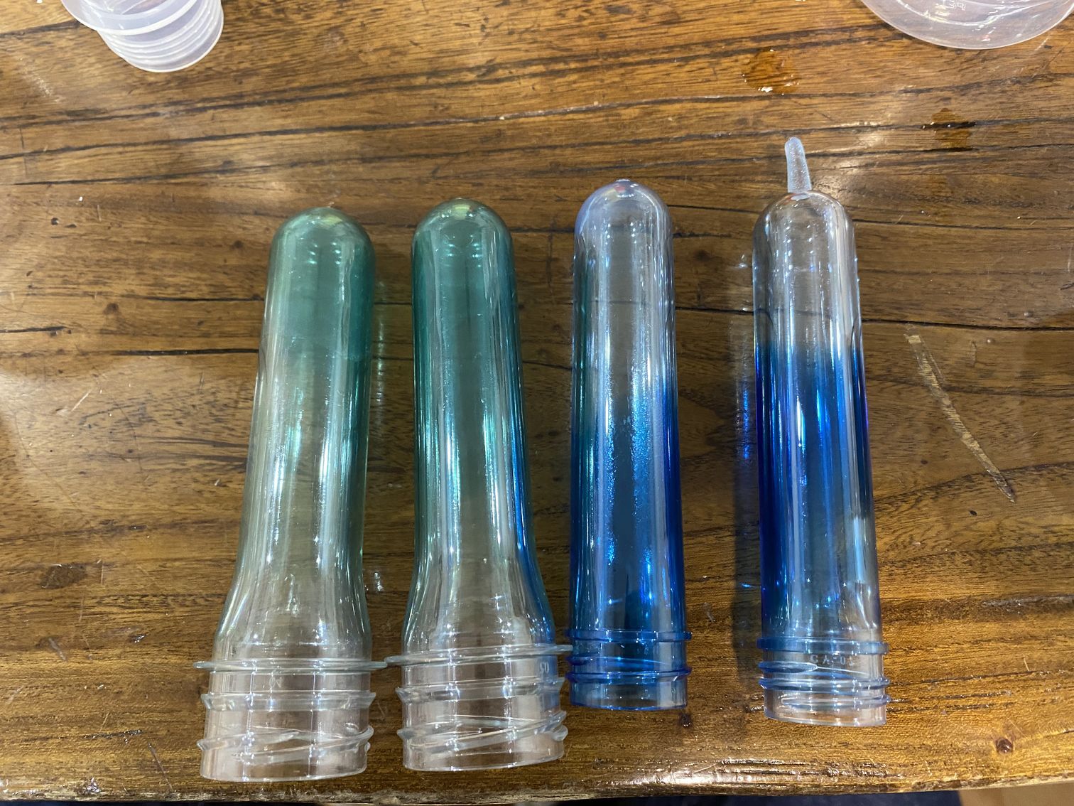 【21 de septiembre de 2022】Innovadora serie bicolor de embrión de botella